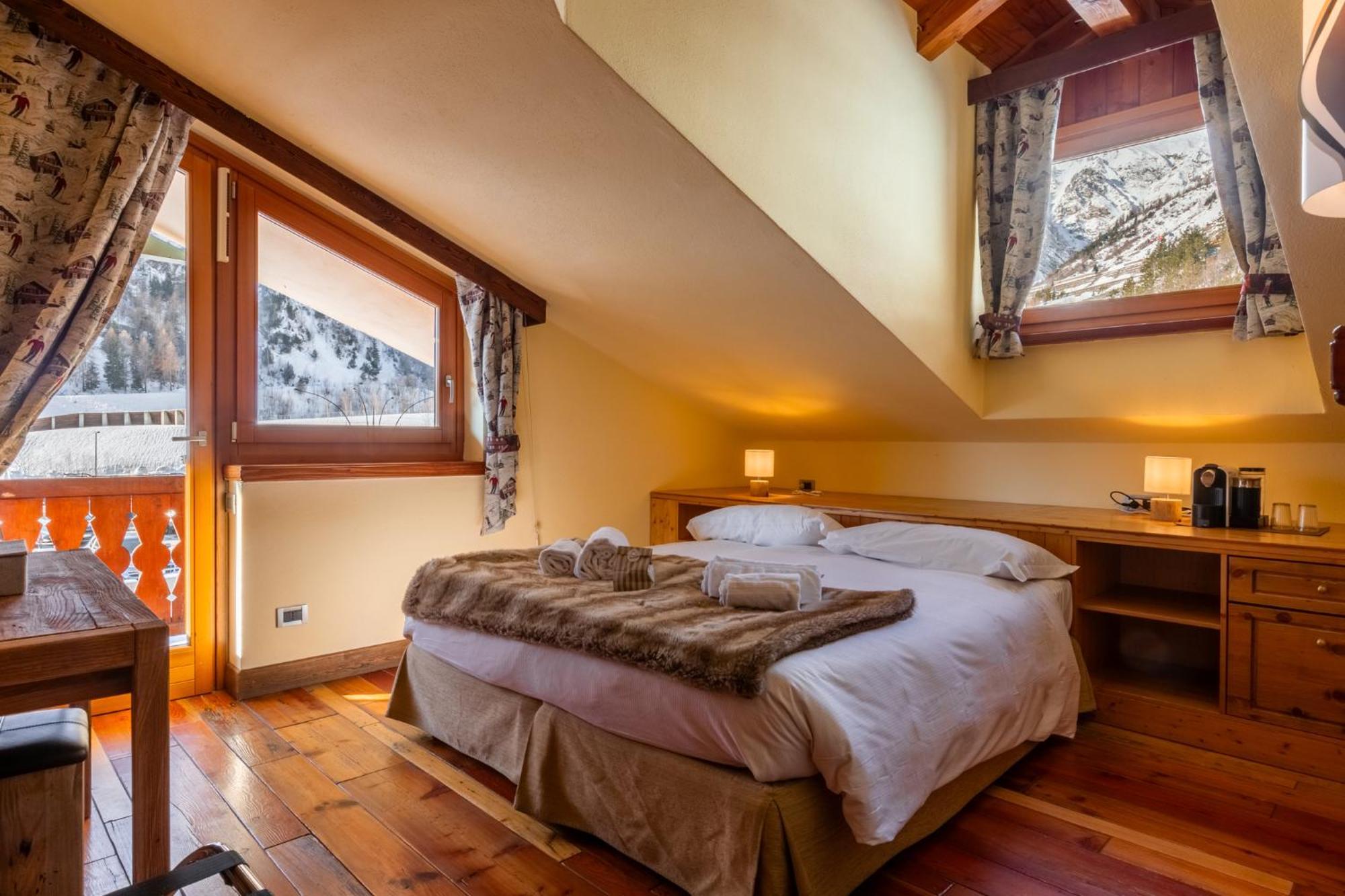 Shatush Hotel Courmayeur Exterior foto